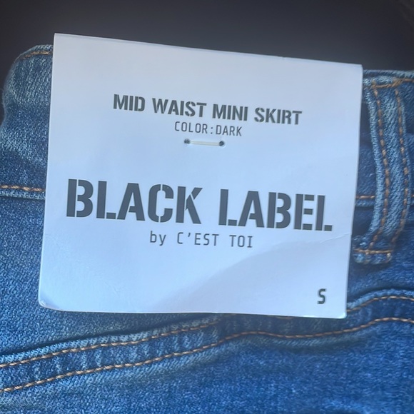 Black Label Mid Waist Mini Skirt Dark Denim sz. Small - Picture 3 of 3
